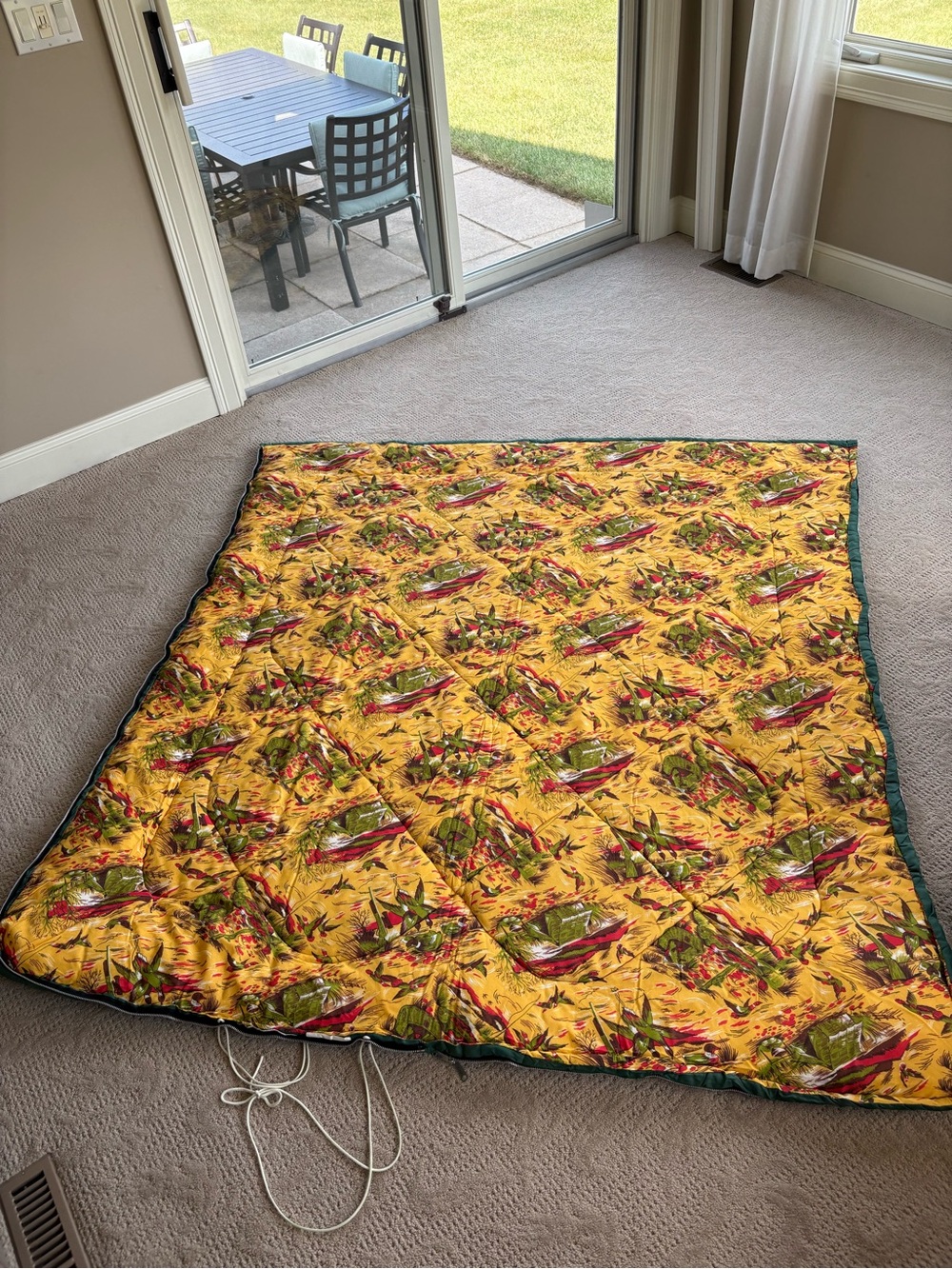 Vintage 1970s Duck Hunting Sleeping Bag — Iconic Flannel Lining